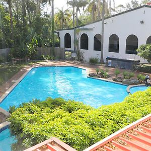 Checkers Resort
